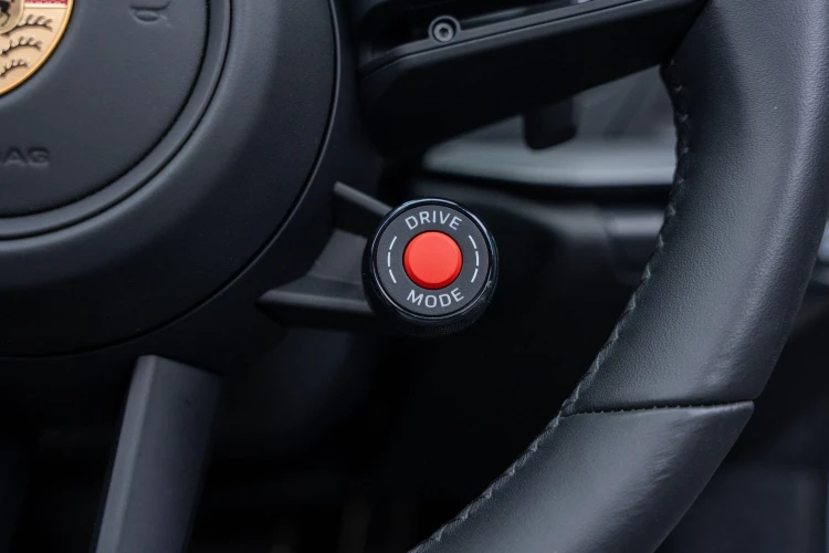 Vehicle Image 22