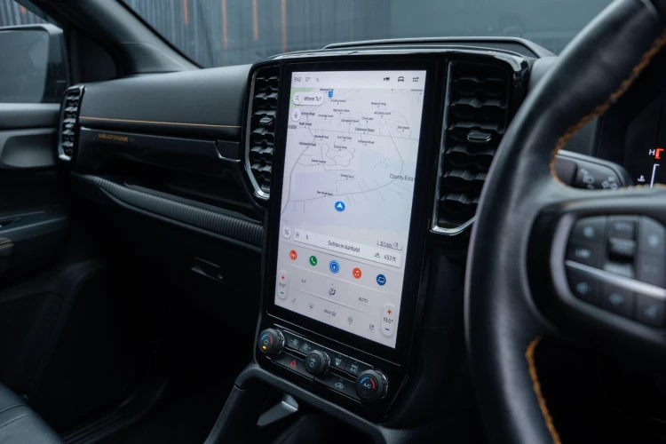 Vehicle Image 8