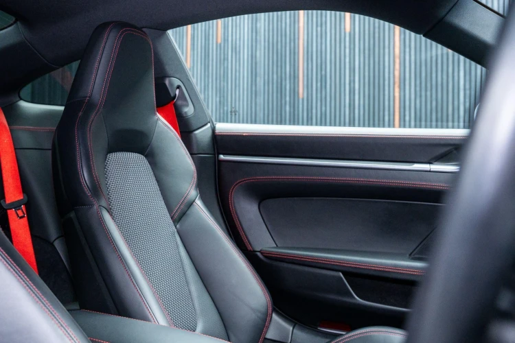Vehicle Image 30