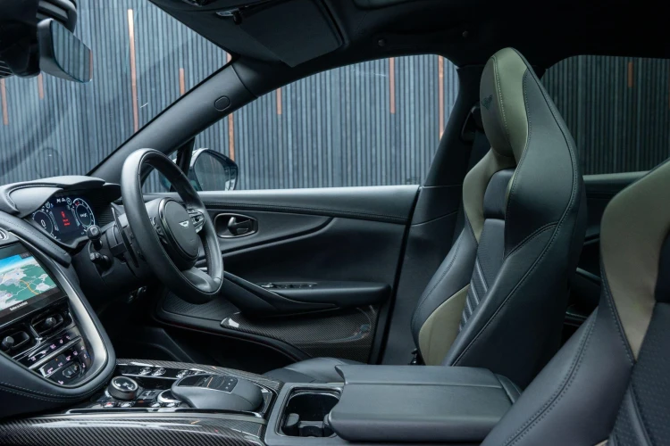 Vehicle Image 45
