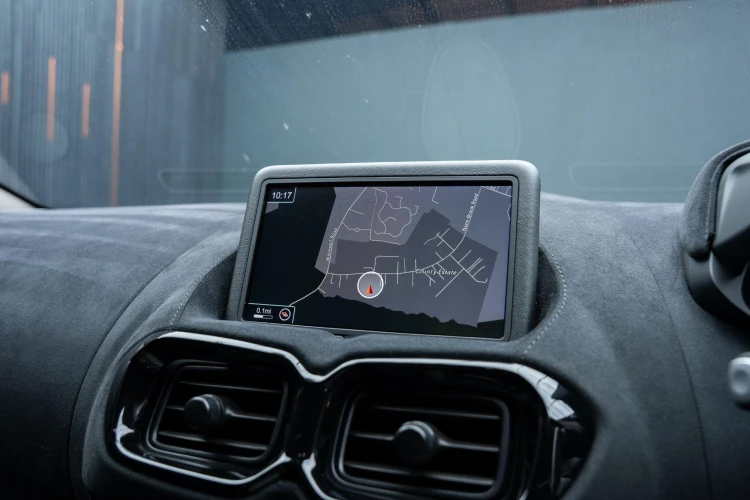 Vehicle Image 8