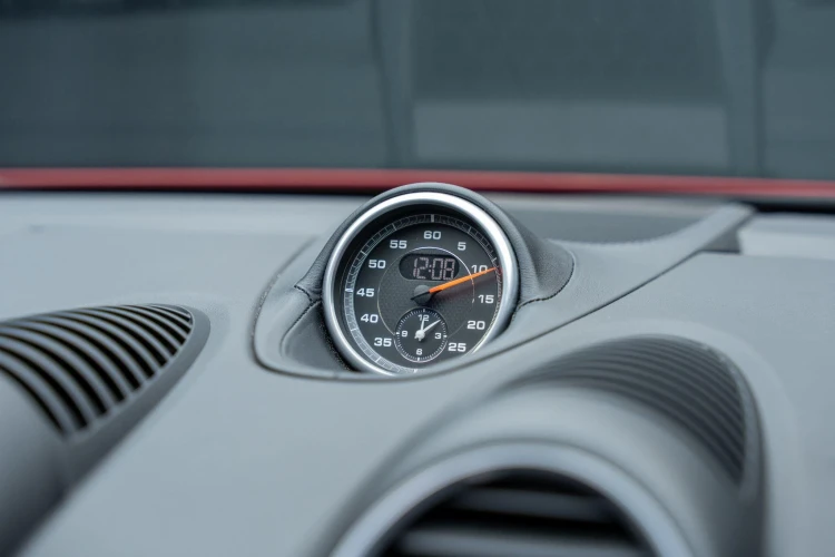 Vehicle Image 8