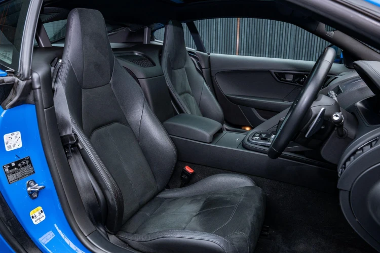 Vehicle Image 36