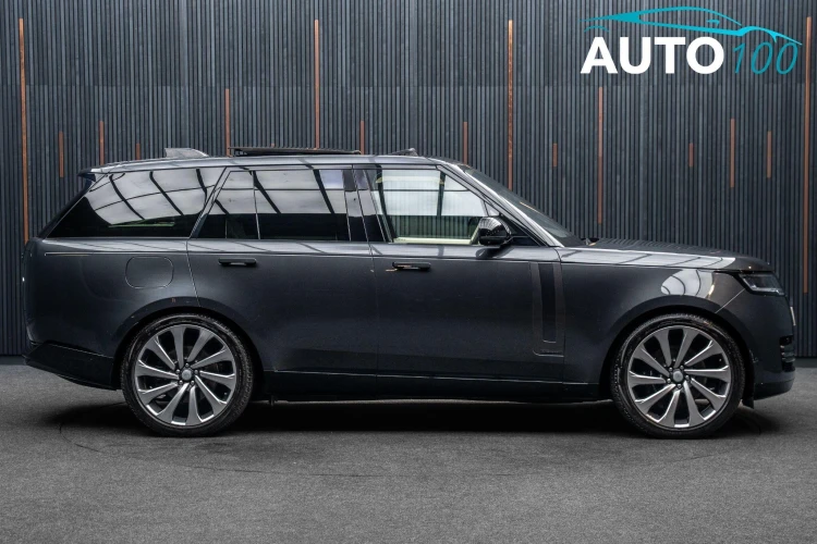 Vehicle Image 9