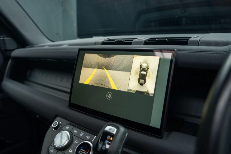 Vehicle Image 10