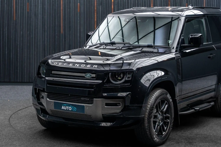 Vehicle Image 5