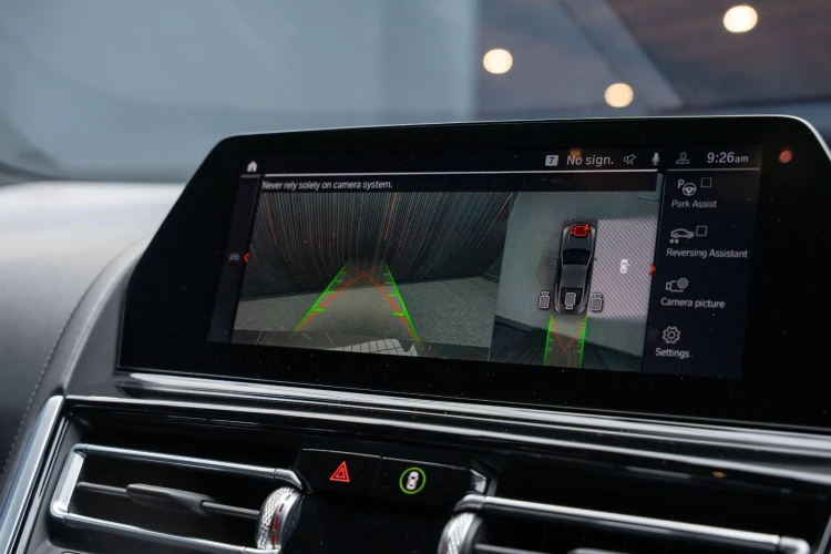 Vehicle Image 8