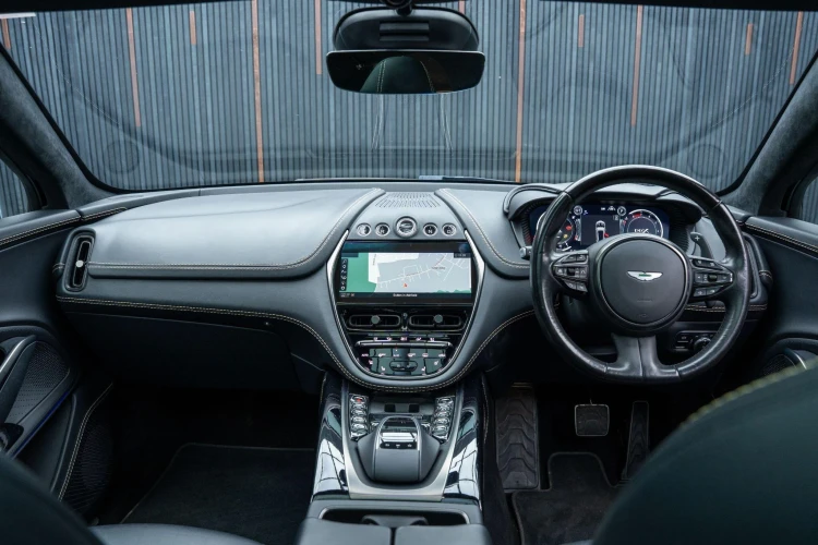 Vehicle Image 37