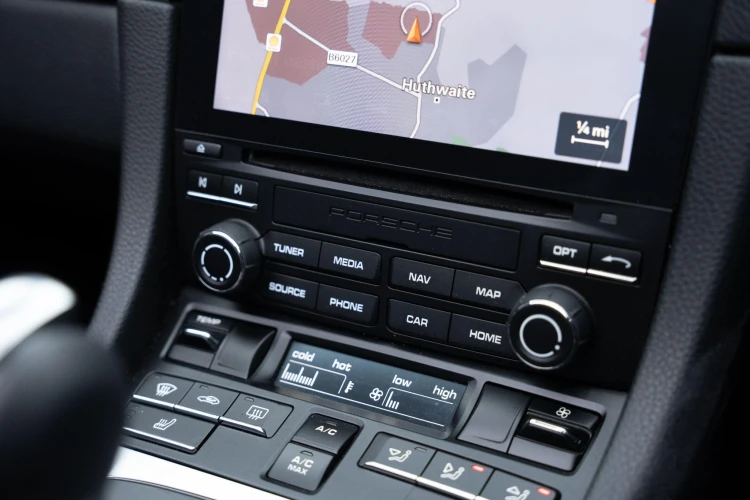 Vehicle Image 22