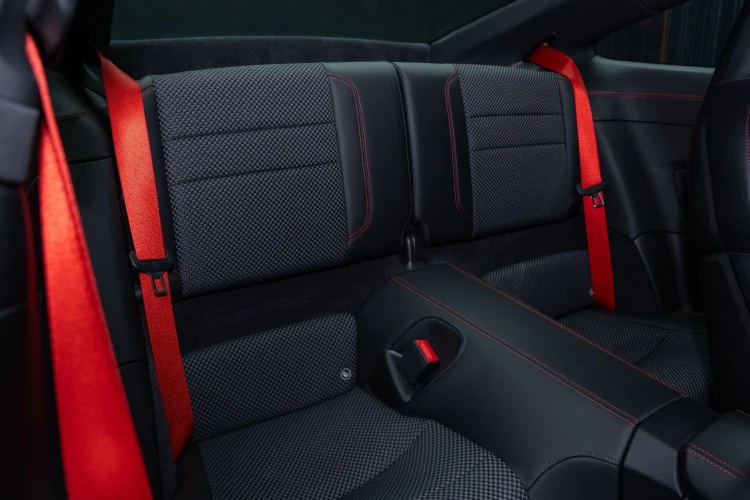 Vehicle Image 14