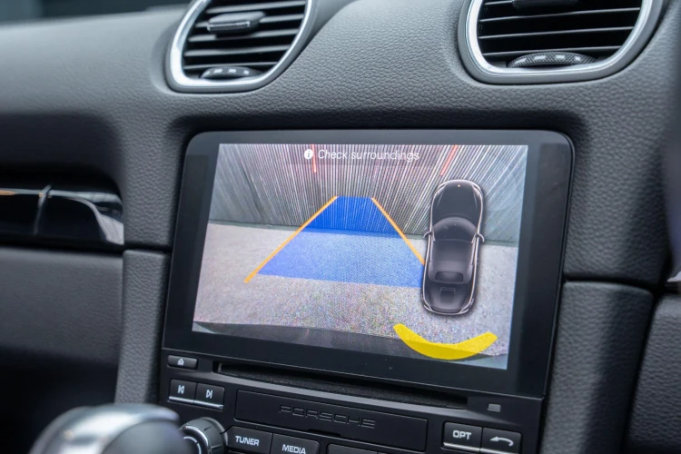 Vehicle Image 10