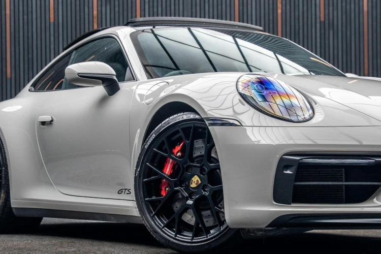Vehicle Image 7