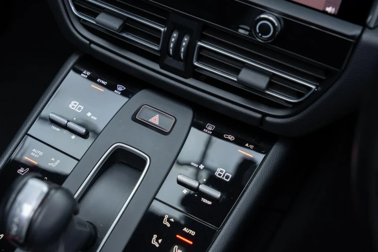 Vehicle Image 20