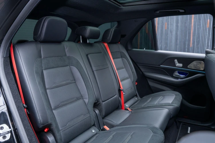 Vehicle Image 14