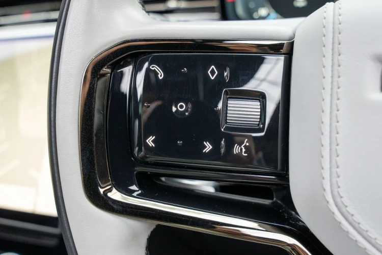Vehicle Image 30