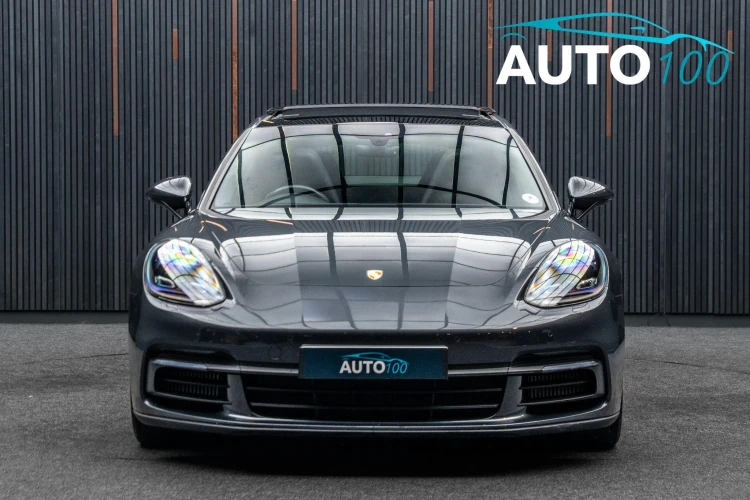 Vehicle Image 9