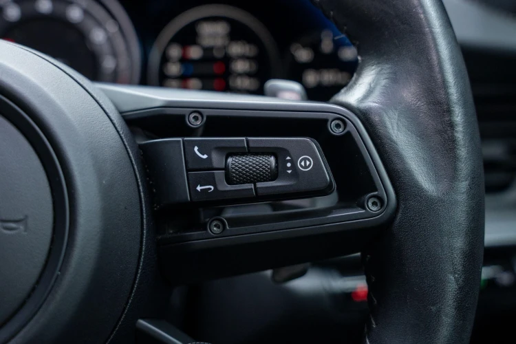 Vehicle Image 20