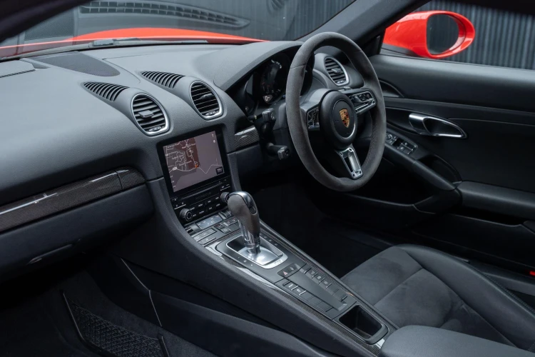 Vehicle Image 35
