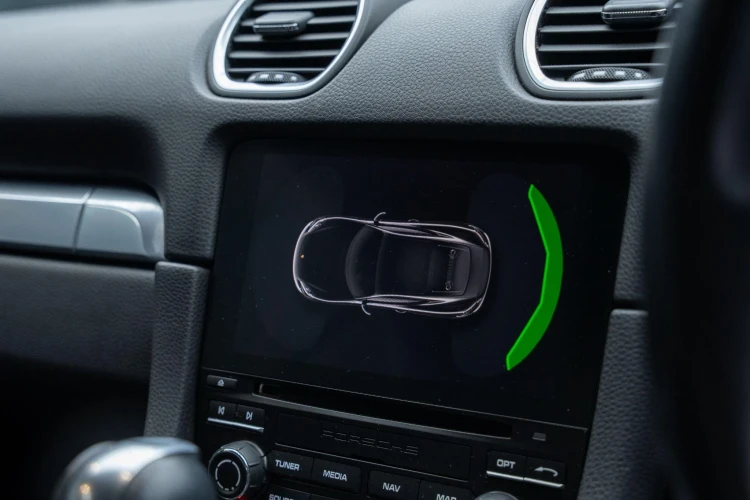 Vehicle Image 10