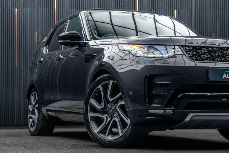 Vehicle Image 7