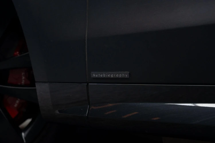 Vehicle Image 23