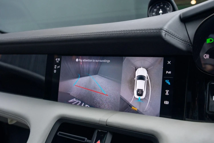 Vehicle Image 10