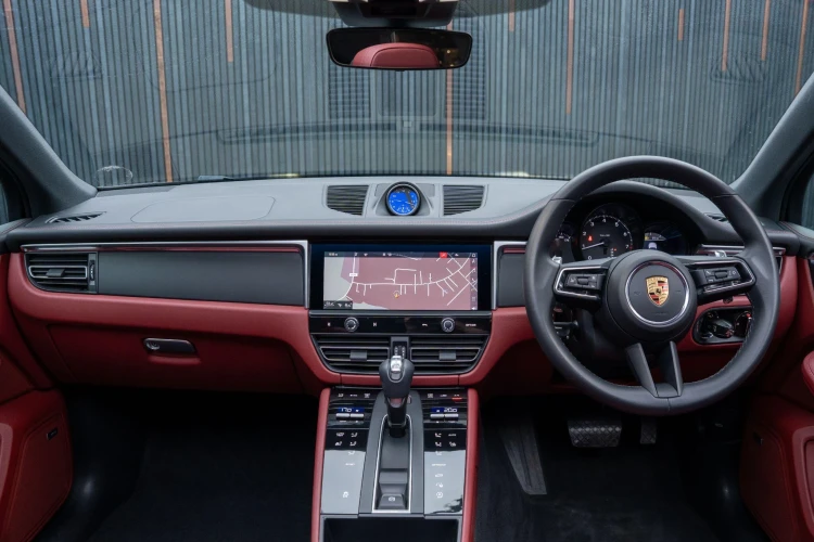 Vehicle Image 37