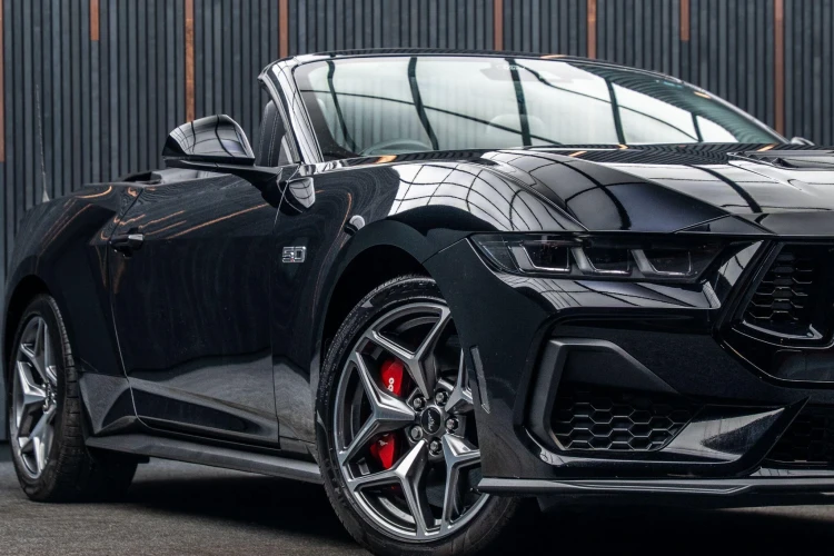 Vehicle Image 7