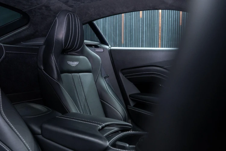 Vehicle Image 31