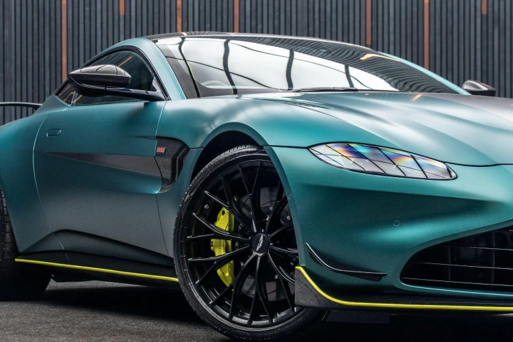 Vehicle Image 7