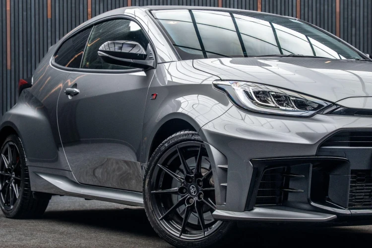 Vehicle Image 7