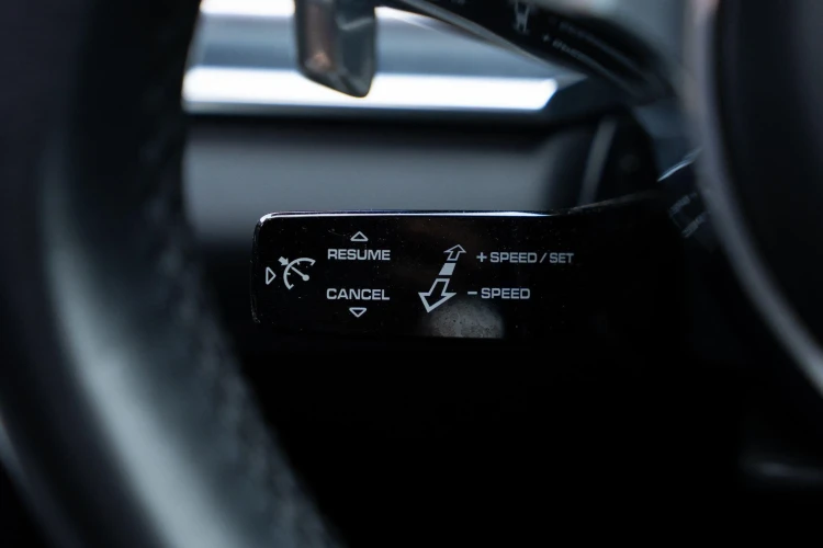 Vehicle Image 26
