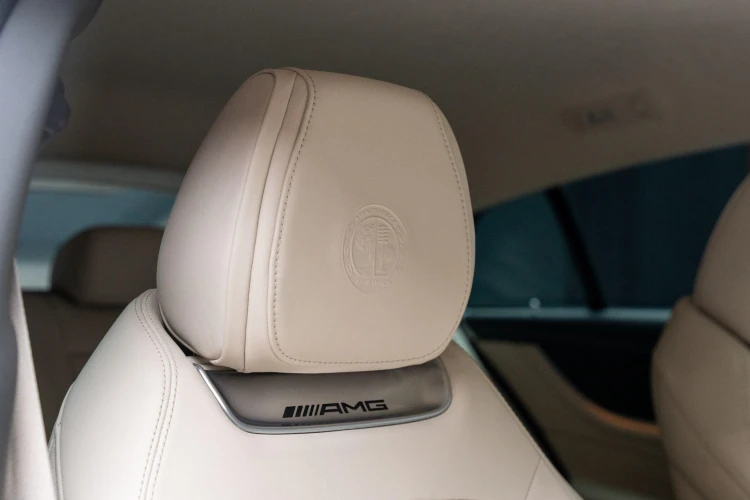 Vehicle Image 36
