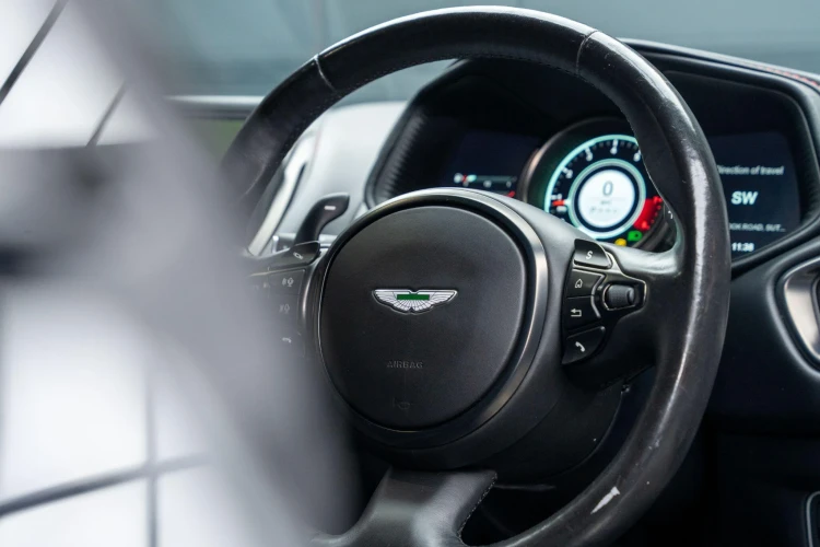Vehicle Image 35