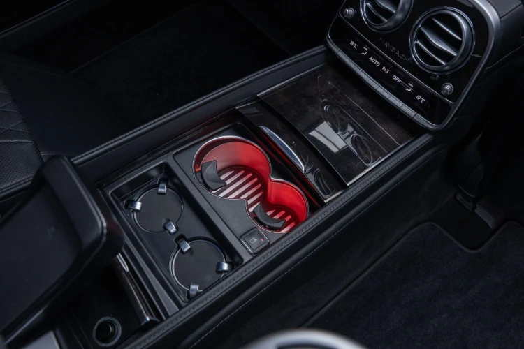 Vehicle Image 48