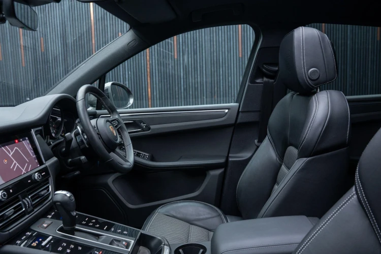 Vehicle Image 45