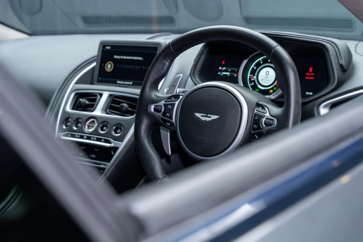 Vehicle Image 31