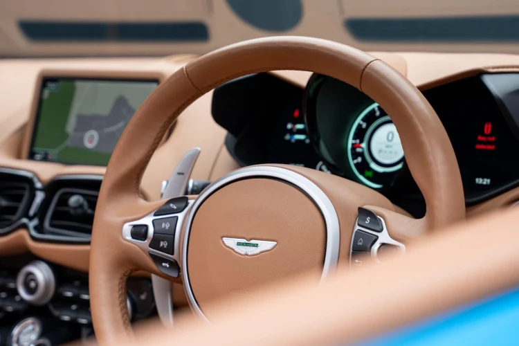 Vehicle Image 35