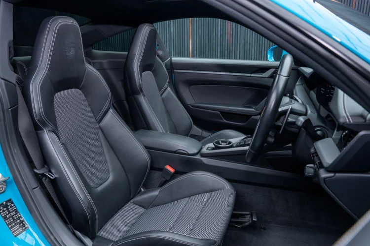 Vehicle Image 36