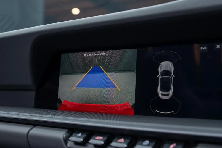 Vehicle Image 10