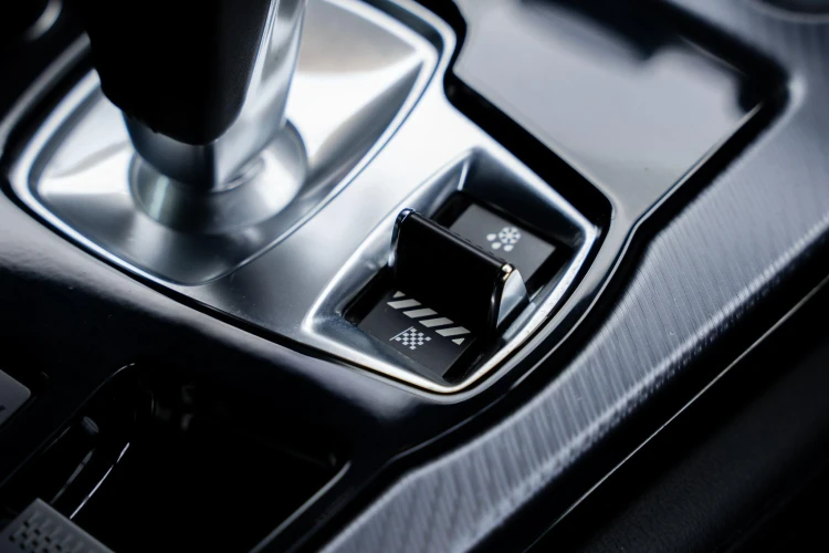 Vehicle Image 30