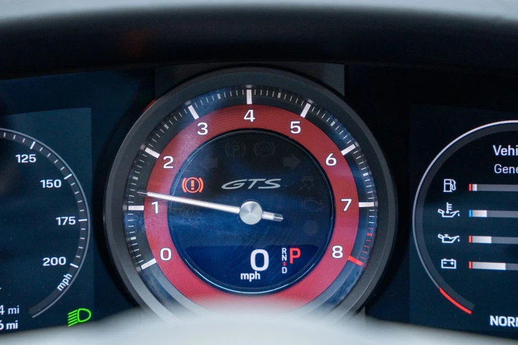 Vehicle Image 37