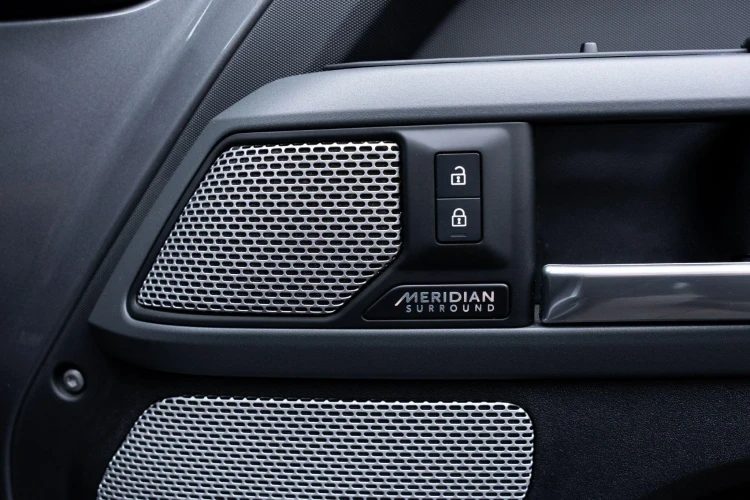 Vehicle Image 20