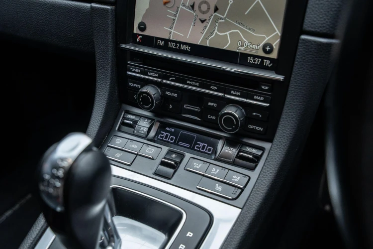 Vehicle Image 18