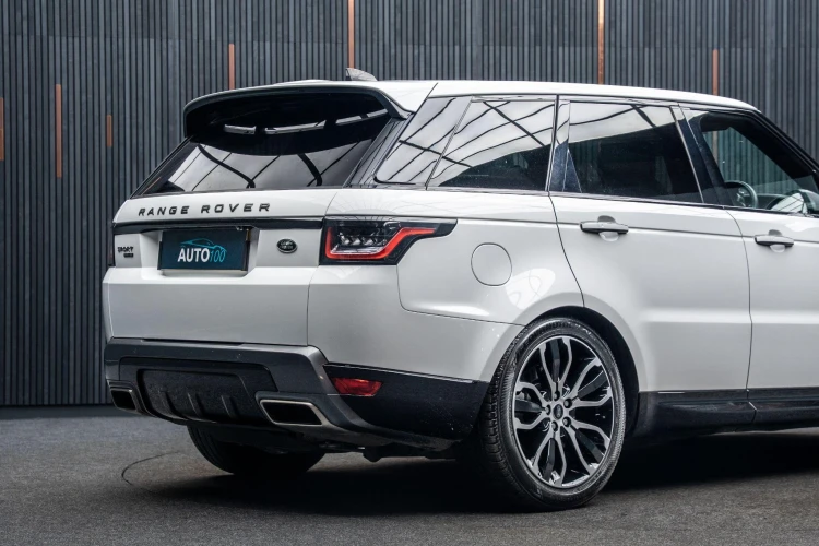 Vehicle Image 21