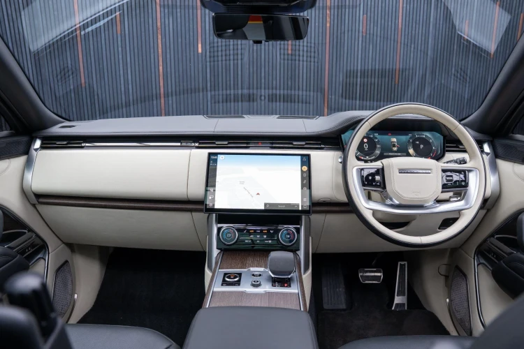 Vehicle Image 38