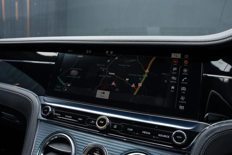 Vehicle Image 10