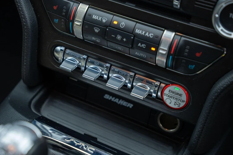Vehicle Image 26
