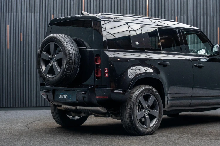 Vehicle Image 21