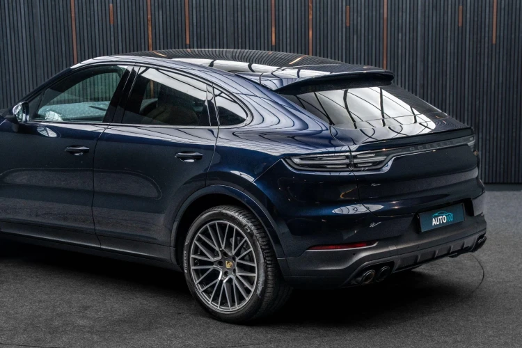Vehicle Image 19